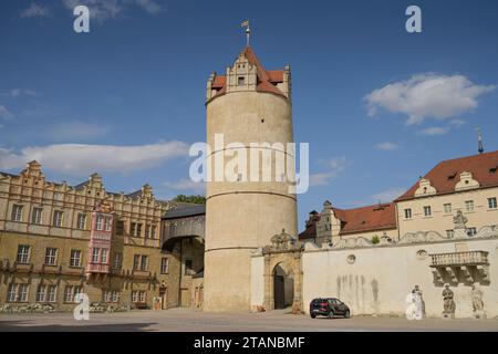 Langes Haus, Eulenspiegelturm, Schloss, Bernburg, Salzlandkreis, Sachsen-Anhalt, Deutschland *** long House, Owl Mirror Tower, Castle, Bernburg, Salzlandkreis, Saxe-Anhalt, Allemagne crédit : Imago/Alamy Live News Banque D'Images