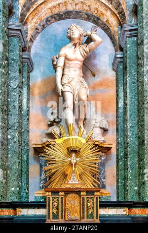 Statue de Saint Sébastien dans l'église de Sant' Agnese à Agone, Rome, Italie Banque D'Images