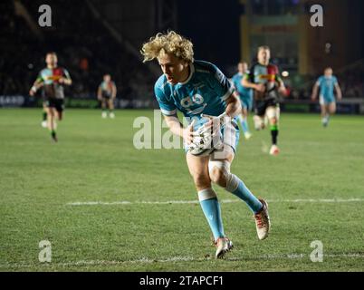 Sale Sharks Gus Warr en action pendant les Harlequins v sale Sharks, Gallagher Premiership, Rugby, Twickenham Stoop, Londres, Royaume-Uni le 1 décembre 2023. Photo de Gary Mitchell/Alamy Live News Banque D'Images