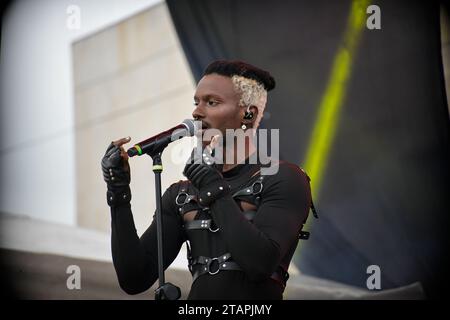 Pasto, Colombie. 26 novembre 2023. Junior Zamora se produit au festival de musique Galeras Rock le 26 novembre 2023, à Pasto Narino. Photo par : Camilo Erasso/long Visual Press crédit : long Visual Press/Alamy Live News Banque D'Images