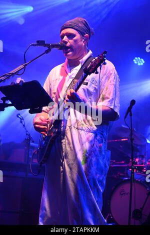Miami Beach, Floride, États-Unis. 01 décembre 2023. Disco biscuits se produit lors du North Beach Music Festival 2023 au Miami Beach Bandshell le 1 décembre 2023 à Miami Beach, en Floride. Crédit : Mpi04/Media Punch/Alamy Live News Banque D'Images
