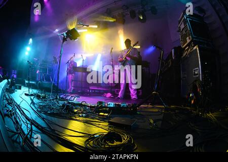 Miami Beach, Floride, États-Unis. 01 décembre 2023. Disco biscuits se produit lors du North Beach Music Festival 2023 au Miami Beach Bandshell le 1 décembre 2023 à Miami Beach, en Floride. Crédit : Mpi04/Media Punch/Alamy Live News Banque D'Images