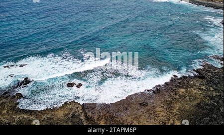 Vue aérienne de Playa del Mejillon ou Playa del Bajo de la Burra, appelée Popcorn Beach - Espagne, îles Canaries, Fuerteventura. 24.09.2023 Banque D'Images