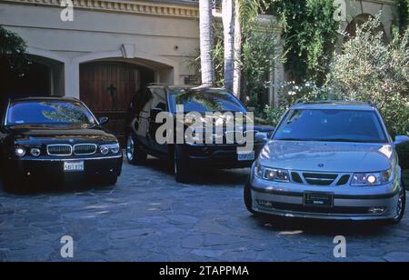 Fuhrpark auf dem Anwesen von Ozzy Osbourne im Jahr 2004 à Beverly Hills, Los Angeles, Kalifornien. Fuhrpark auf dem Anwesen von Ozzy Osbourne im Jahr 2004 à Beverly Hills, Los Angeles, Kalifornien. Beverly Hills Kalifornien Vereinigte Staaten von Amerika *** Covoiturage à Ozzy Osbournes Estate en 2004 à Beverly Hills, Los Angeles, Californie Covoiturage à Ozzy Osbournes Estate en 2004 à Beverly Hills, Los Angeles, Californie Beverly Hills California États-Unis d'Amérique crédit : Imago/Alamy Live News Banque D'Images