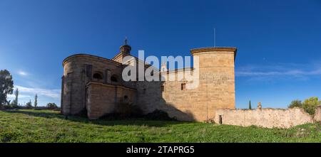 Europe, Espagne, Castille et León ; Sanjuanejo, le Monasterio de Santa María de la Caridad Banque D'Images