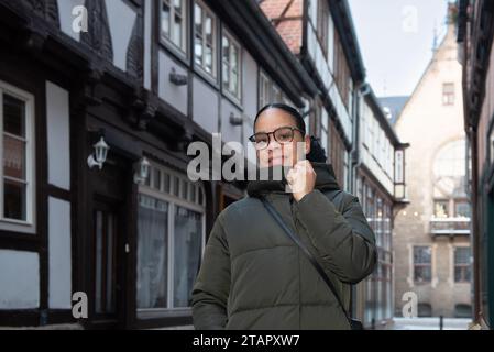 Amicale latina dans le centre-ville historique de Quedlinburg, Allemagne Banque D'Images