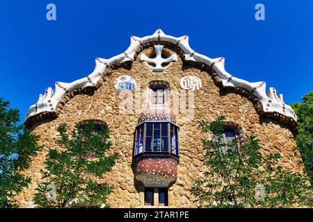 Casa del Guarda, Maison du gardien, façade du musée, Parc Gueell, Gracia, Barcelone, Espagne Banque D'Images