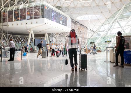 Marrakech, Maroc - 1 août 2023 : intérieur de l'aéroport Marrakech-Menara, principal aéroport du pays, rénové en 2008 avec de nombreux clins d'œil à l'EI Banque D'Images