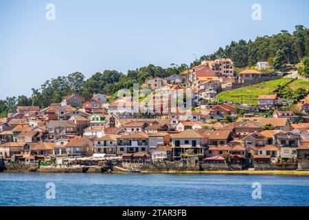 Beau paysage océanique de ville, Combarro, Espagne, Galice Banque D'Images