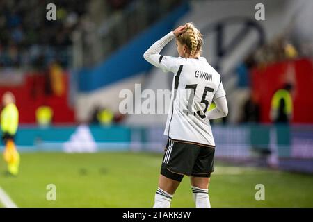 Rostock, Deutschland 01. Dezember 2023 : Women Nation League - 2023/2024 - Deutschland vs. Dänemark im Bild : Giulia Gwinn (Deutschland) Banque D'Images