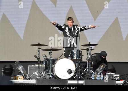 Sao Paulo, Brésil. 02 décembre 2023. São PAULO, BRÉSIL - DÉCEMBRE 2 : Christian Grahn de The Hives se produit sur scène pendant le jour 1 de Primavera Sound Brazil 2023 à Autódromo José Carlos Pace le 2 décembre 2023, à Sao Paulo/SP, Brésil. (Photo de Leandro Bernardes/PxImages) crédit : PX Images/Alamy Live News Banque D'Images