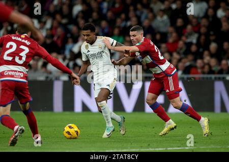 Madrid, Espagne. 02 décembre 2023. Madrid Espagne ; 02.12.2023.- Rodrigo Goes Real Madrid joueur du Real Madrid bat Grenade 2-0 lors de la journée 15 du football espagnol. Avec des buts de Brahim Díaz 26' et Rodrigo Goes 57', le Real Madrid bat Grenade au stade Santiago Bernabéu dans la capitale du Royaume d'Espagne lors du 15e match de la Ligue espagnole. Crédit : Juan Carlos Rojas/dpa/Alamy Live News Banque D'Images