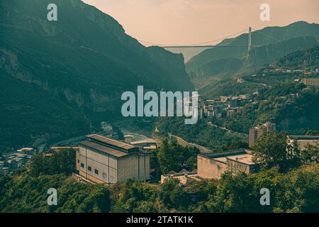 Scène de vallée dans la vallée de Chishuihe Guizhou Banque D'Images