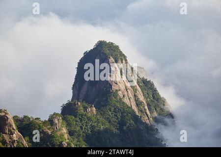 Les pics de granit pittoresques de Huangshan dans la province d'Anhui, en Chine Banque D'Images