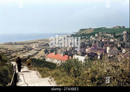 Photo BW colorisée de la vue de Hastings East Hill en 1981. La version BW originale de cette photo est disponible. Banque D'Images