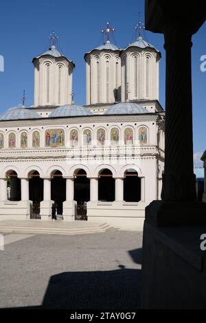 Cathédrale patriarcale orthodoxe roumaine (Église métropolitaine), Dealul Mitropoliei, Bucarest, Roumanie, août 2023 Banque D'Images