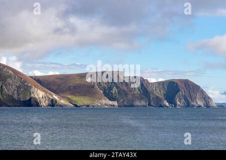 Menawn Cliffs, Keel Beach, Slievemore, Achill Island, Mayo, Irlande Banque D'Images