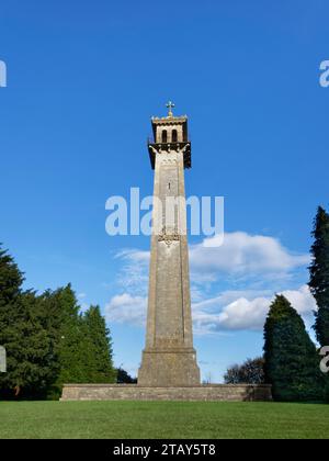 Le monument Somerset, commandé en 1846 par Lord Robert Somerset, un général à la bataille de Waterloo, Hawkesbury Upton, Gloucestershire, Royaume-Uni. Banque D'Images