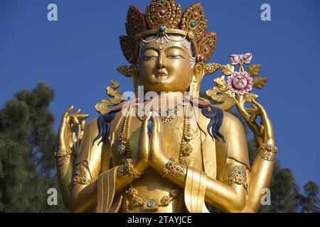 Népal, vallée de Katmandou, Swayambhu, Chenrezig, Avalokitesvara, statue de bouddha, Banque D'Images