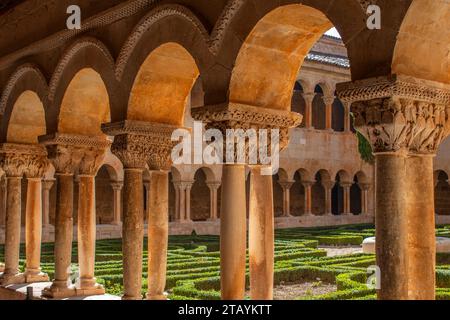 Monastère de Santo Domingo de silos. Cloître roman, Burgos Espagne Banque D'Images