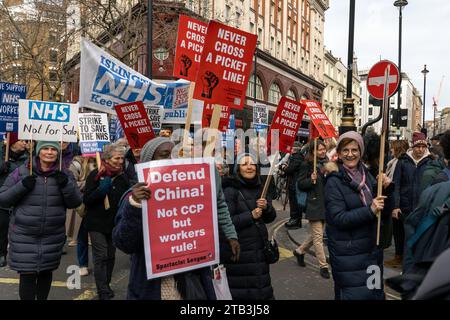 marche de protestation du NHS à Londres, problèmes au Royaume-Uni, problèmes du système de santé, sauvez le NHS Banque D'Images