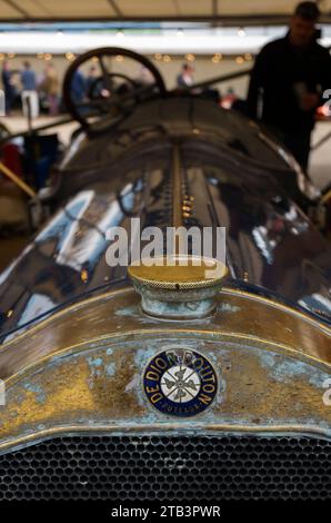 La de Dion bouton-Curtiss OX 1913 de Matt Johnston participant au trophée S.F.Edge pour les voitures édouardiennes lors de la 80e réunion des membres, Goodwood, Royaume-Uni Banque D'Images