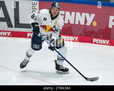 Francfort, Deutschland. 03 décembre 2023. Konrad Abeltshauser (EHC Red Bull Muenchen, #16), Loewen Frankfurt gegen EHC Red Bull Muenchen, Eishockey, DEL, 24. Spieltag, saison 2023/2024, 03.12.2023 photo : Eibner-Pressefoto/Florian Wiegand crédit : dpa/Alamy Live News Banque D'Images