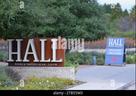 The Hall Wines au cours d'une journée de fin d'automne à la Napa Valley AVA, Saint Helena CA Banque D'Images