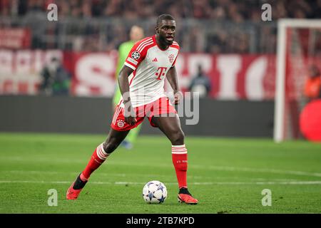 MUNICH, ALLEMAGNE - 29 NOVEMBRE : match de l'UEFA Champions League entre le FC Bayern MŸnchen et le FC Copenhague à l'Allianz Arena le 29 novembre 2023 à Munich, Allemagne. Dayot Upamecano du FC Bayern Muenchen © diebilderwelt / Alamy stock Banque D'Images