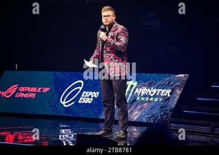 ESPOO, FINLANDE - DÉCEMBRE 1 : James Banks, hôte de scène lors de Elisa Masters Espoo 2023 - jour 3 au Metro Areena le 1 décembre 2023 à Espoo, Finlande. (Photo de Gabriel Calvino Alonso/Orange Pictures) Banque D'Images