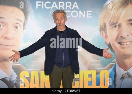 Rome, Italie. 05 décembre 2023. Giovanni Storti assiste au photocall du film 'Santocielo' à l'hôtel Bernini. Crédit : SOPA Images Limited/Alamy Live News Banque D'Images