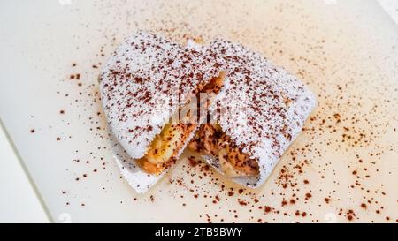 Gros plan de sandwich au tapioca avec des fruits Banque D'Images