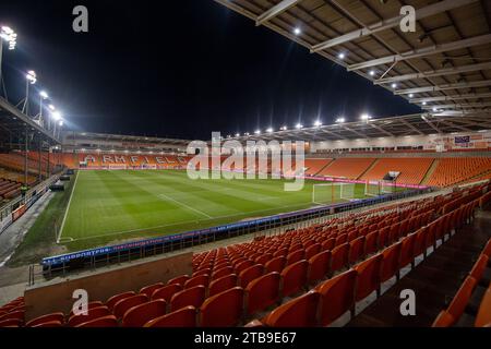 Blackpool, Royaume-Uni. 05 décembre 2023. Bloomfield Road attend avant le match, lors du Bristol Street Motors Trophy Match Blackpool vs Barnsley à Bloomfield Road, Blackpool, Royaume-Uni, le 5 décembre 2023 (photo de Cody Froggatt/News Images) à Blackpool, Royaume-Uni le 12/5/2023. (Photo de Cody Froggatt/News Images/Sipa USA) crédit : SIPA USA/Alamy Live News Banque D'Images