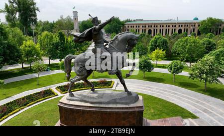 Tachkent, Ouzbékistan - 24 mai 2021 : vue aérienne de la place Amir Timur à Tachkent Ouzbékistan Banque D'Images