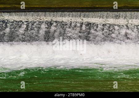 Italie Vénétie Vallée de Brenta - localité Collicello Rivière BrentaBrenta Vallée - San Gaetano - Rivière Brenta Banque D'Images