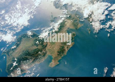 Vue depuis l'espace de Luzon, la plus grande île des Philippines. Banque D'Images