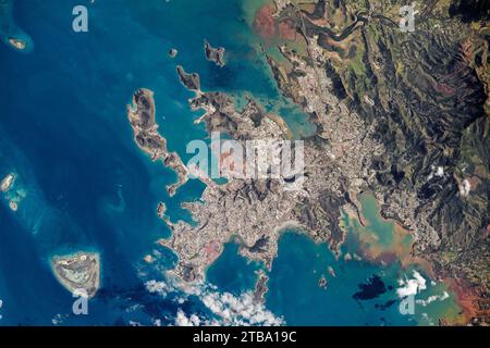 Vue depuis l'espace de Nouméa, la capitale de la Nouvelle-Calédonie. Banque D'Images