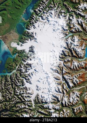 Vue satellite de tout le champ de glace de Patagonie du Nord dans le sud du Chili. Banque D'Images