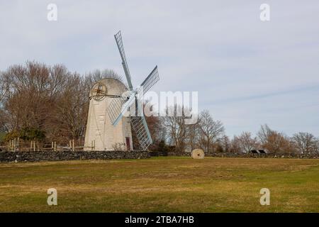 Commencé en 1684 par les Quakers de Newport. Situé sur Windmill Hill à Jamestown, ri.Un bâtiment rectangulaire simple avec des bardeaux extérieurs. Le Jamestown Banque D'Images