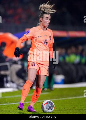 Tilburg, Niederlande. 05 décembre 2023. Jill Roord des pays-Bas court avec le ballon lors du match UEFA Womens Nations League - League A Groupe 1 entre les femmes néerlandaises et les femmes belges le 5 décembre 2023 à Tilburg, pays-Bas Credit : dpa/Alamy Live News Banque D'Images