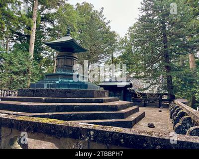 Mausolée de Tokugawa Ieyasu au sanctuaire Nikko Toshogu à Nikko, Japon. Tokugawa Ieyasu est enterré sous la pagode dans le mausolée. Banque D'Images