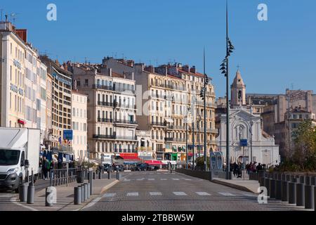 Marseille, France - 28 janvier 2022 : l'Eglise Saint-Ferreol les Augustins est une église catholique romaine située sur le Vieux-Port de Marseille, en France. Banque D'Images