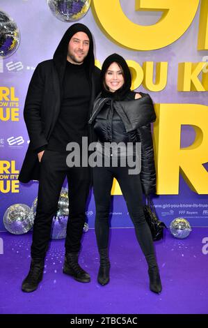 Alexander Beliaikin und Kim Gloss BEI der Premiere des Kinofilms 'Girl You Know It's True' im Zoo Palast. Berlin, 05.12.2023 Banque D'Images