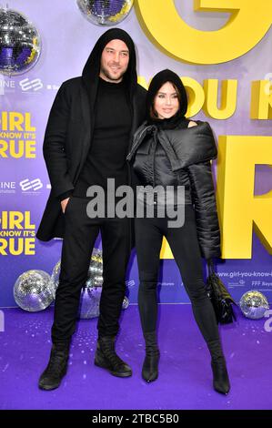 Alexander Beliaikin und Kim Gloss BEI der Premiere des Kinofilms 'Girl You Know It's True' im Zoo Palast. Berlin, 05.12.2023 Banque D'Images