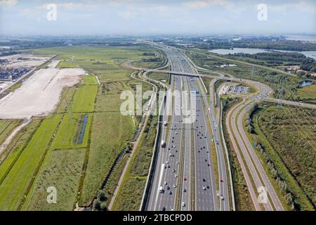 Aérien depuis l'autoroute A1 près d'Amsterdam aux pays-Bas Banque D'Images