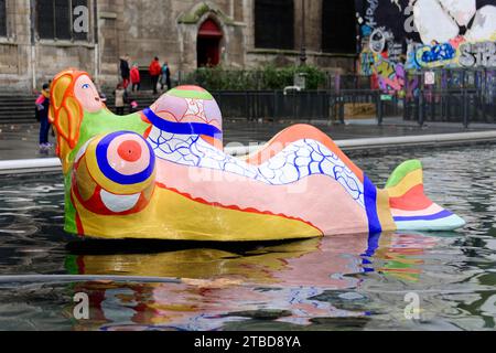 Sculptures, figures, fontaine Stravinsky, aussi connue sous le nom de fontaine Tinguely, détail, Centre Georges Pompidou, Paris, France Banque D'Images