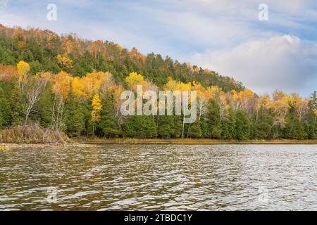 Door County Wisconsin est un paradis pour les pagayeurs et depuis que je vis ici, j'ai amplement l'occasion de sortir et de profiter de ce sport de style de vie actif Banque D'Images