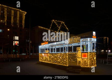 Strahlebahn, monde des lumières, Ulrichplatz, Magdeburg, éclairage de Noël et d'hiver le plus étendu en Allemagne centrale, Saxe-Anhalt, Allemagne Banque D'Images