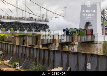 Flying Scotsman arrive à Cornwall Banque D'Images