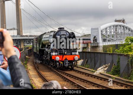 Flying Scotsman arrive à Cornwall Banque D'Images